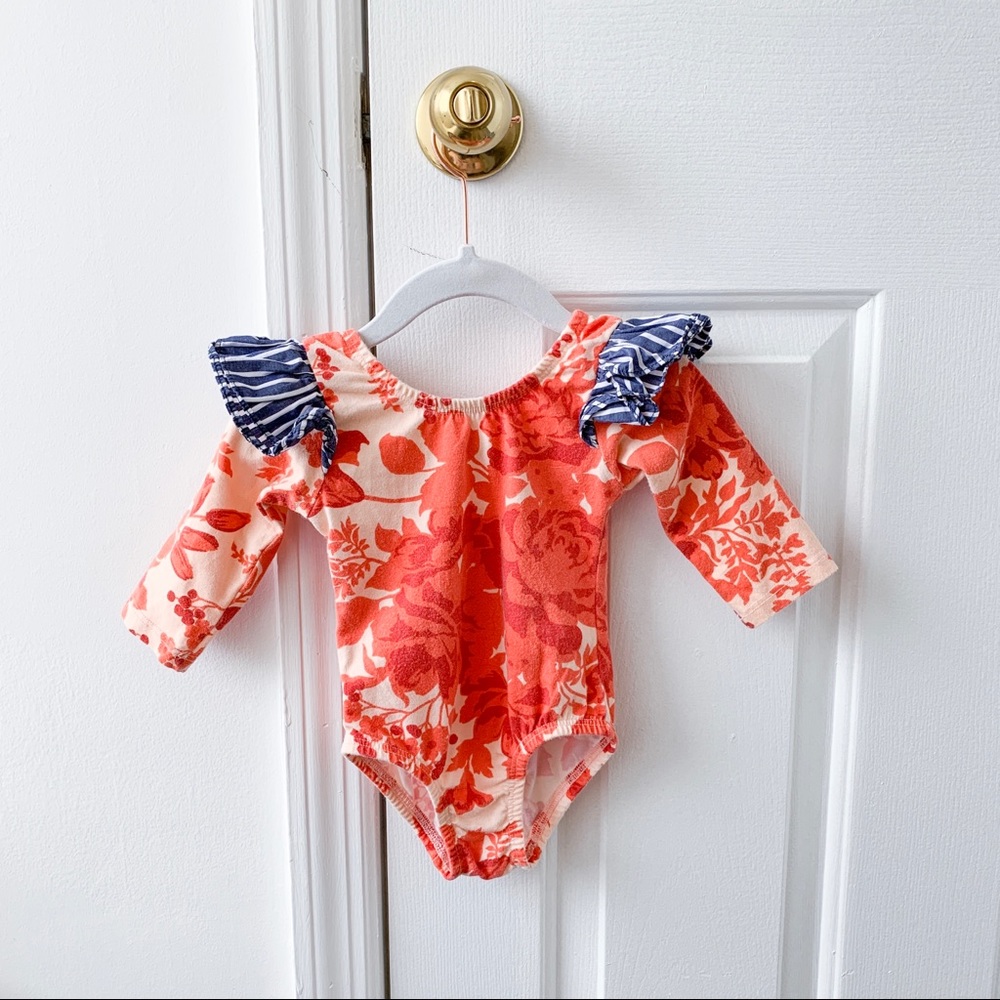 Baby girls one piece leotard. Size is 3 months